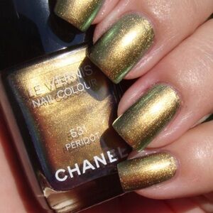 CHANEL Nail Polish Color 531 Peridot New No Box